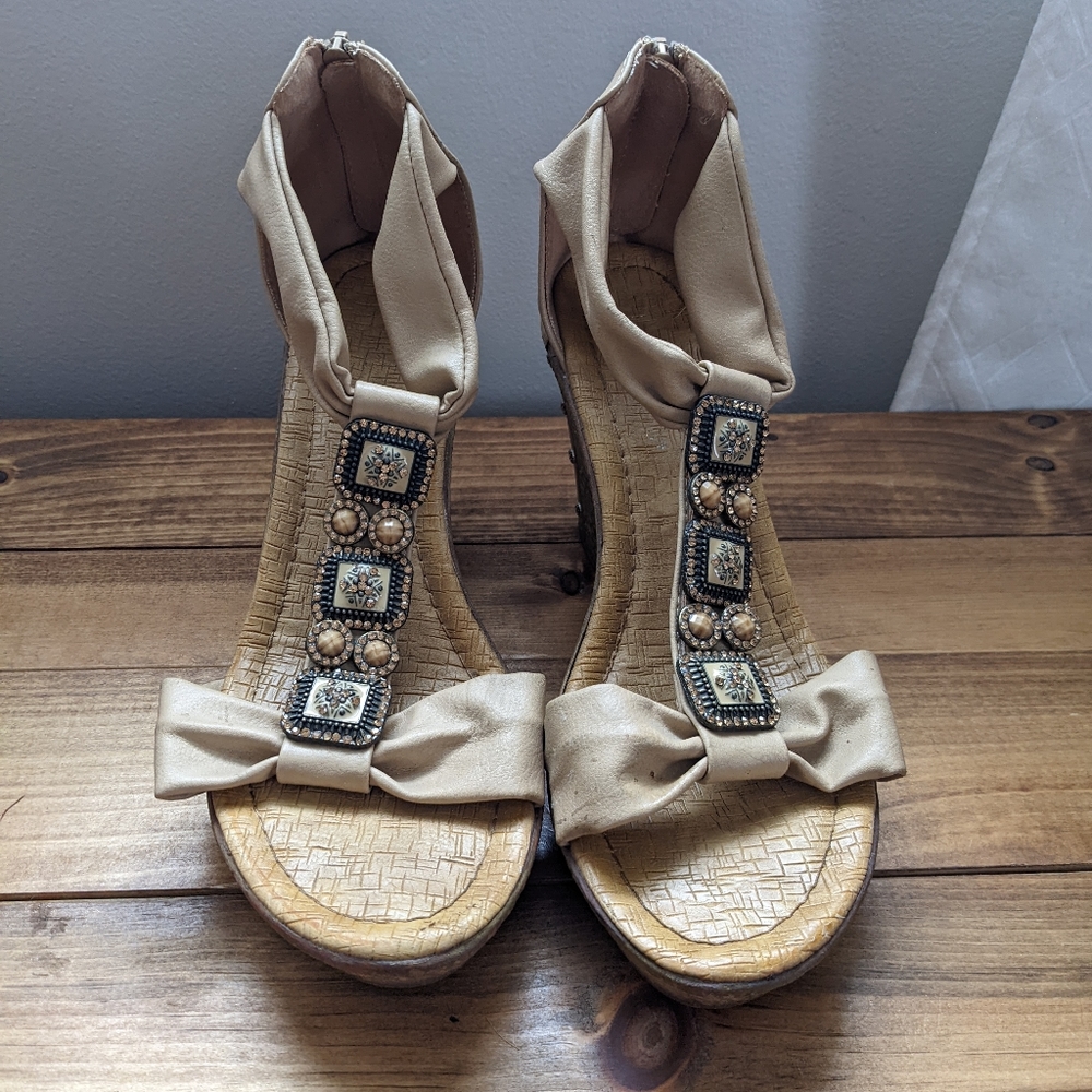 Nude DSW Wedges